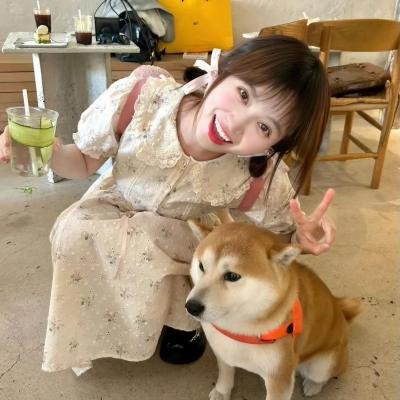 某处，某人